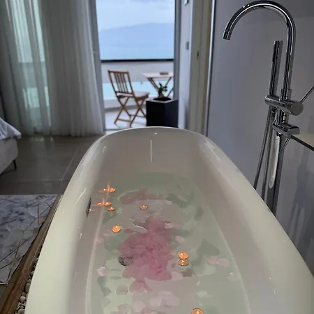 H Y P N O S E By Sea View Suites Vlore Exterior photo
