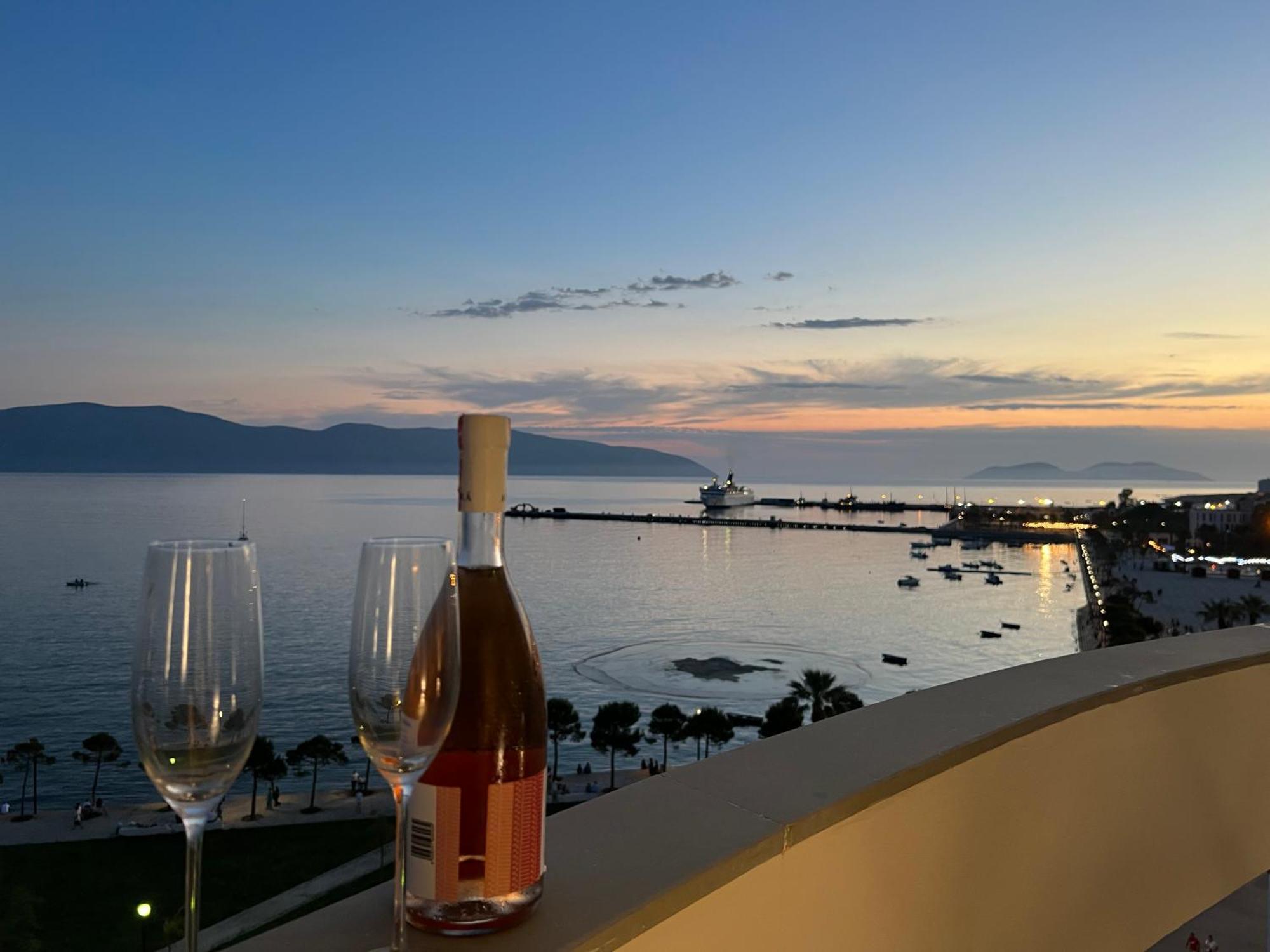 H Y P N O S E By Sea View * Vlorë