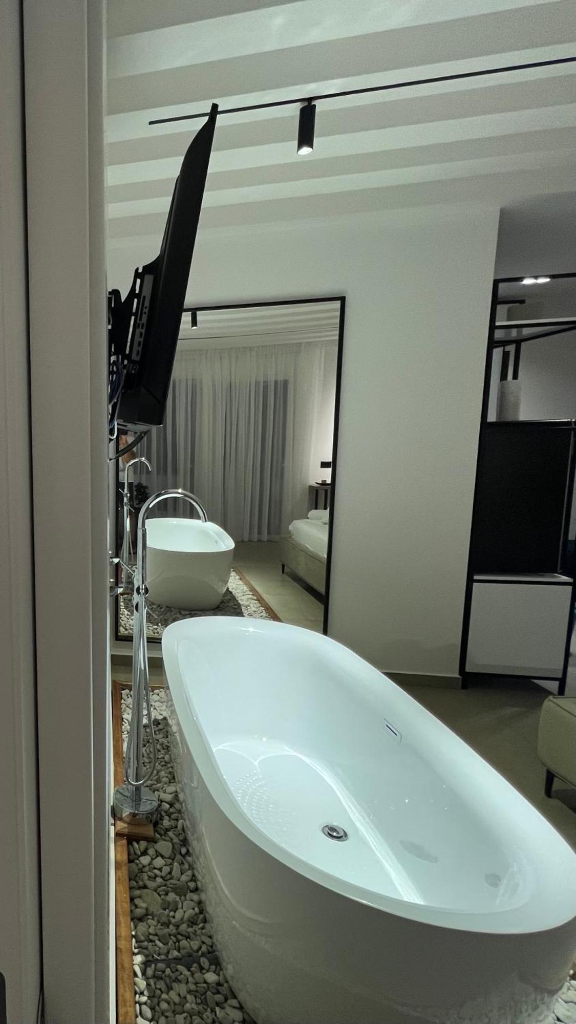 Appartamento H Y P N O S E By Sea View Vlorë